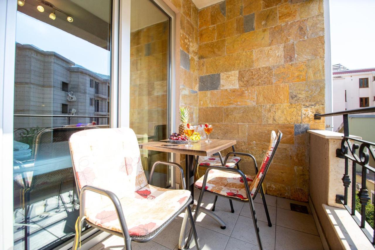 Sunsea Apartment